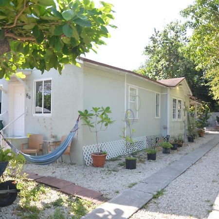 Quiet & Centrally Located House - Private Parking, Laundry And Storage For Luggage Miami Exterior foto